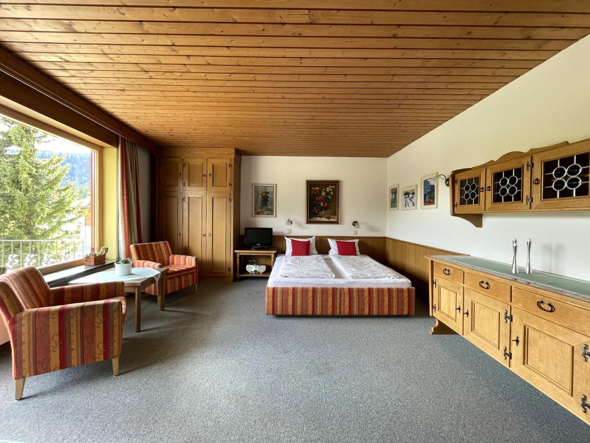 Chalet Cristall ลอยทัช ภายนอก รูปภาพ